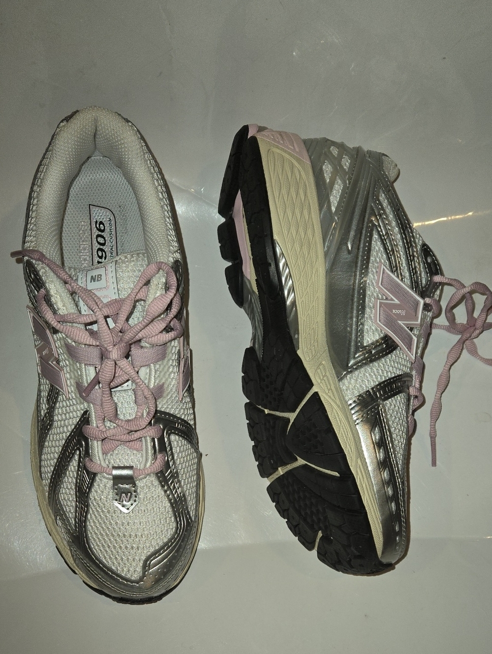 New Balance Pink And Silver Sneakers